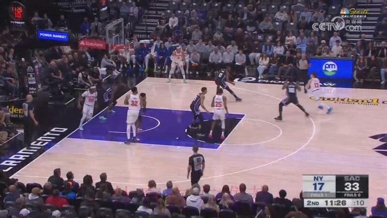 德罗赞27分拉文25分 布伦森伤退国王力克尼克斯三连胜 德罗赞27分拉文25分 布伦森伤退国王力克尼克斯三连胜